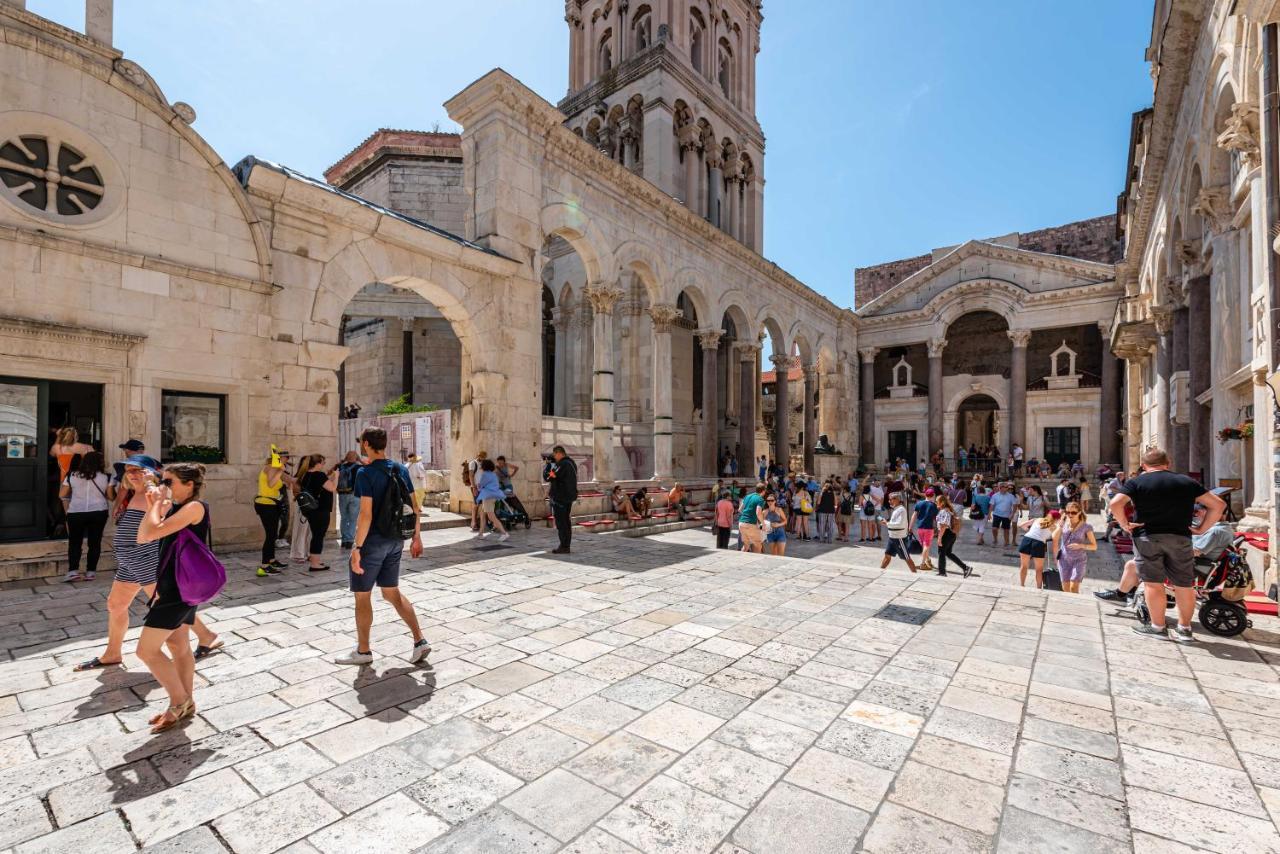 Golden Dream In Diocletian Palace สปลิท ภายนอก รูปภาพ